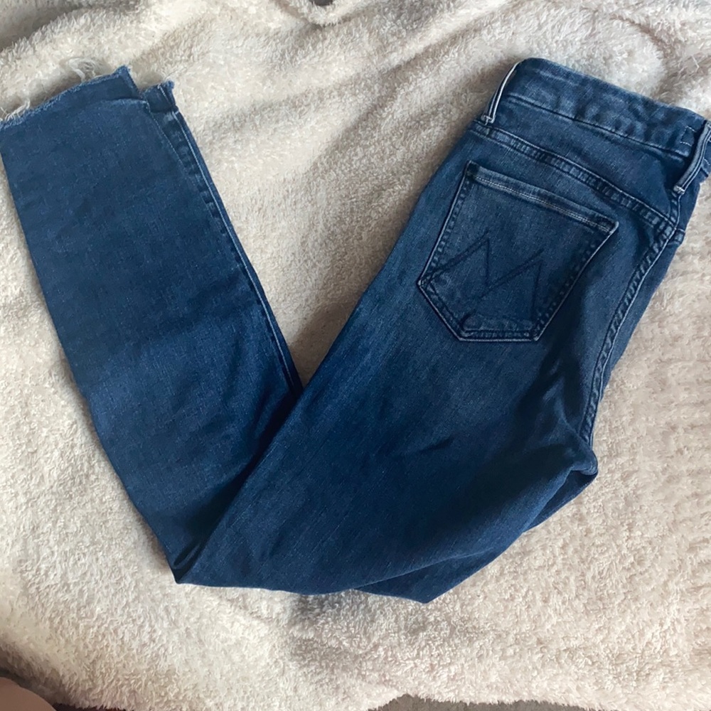 Super comfortable and stylish mother denim jeans